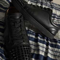  Christian Louboutin Louis Junior Spikes Flat