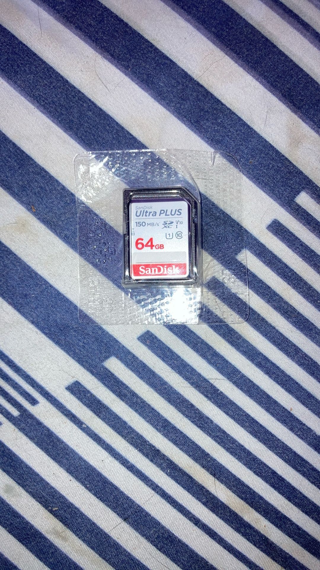 SanDisk Ultra Plus 64 GB SD Card
