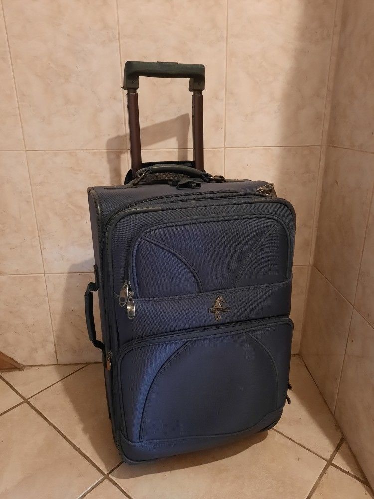 Multi Pocket 23" CarryOn Luggage