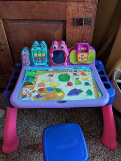 VTech Touch And Learn Activity Desk