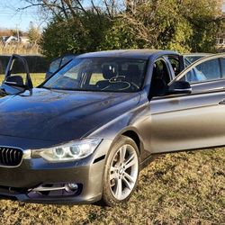 2013 BMW 3 Series 328IX SPT

WBA3B5C51DP539135

125,900millas

Gray/Black