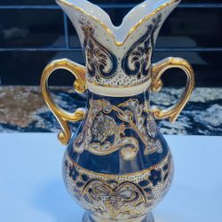 Vintage Chinese Hand Painted Vase With Gold Trim