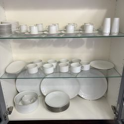 Porcelain Dinnerware 