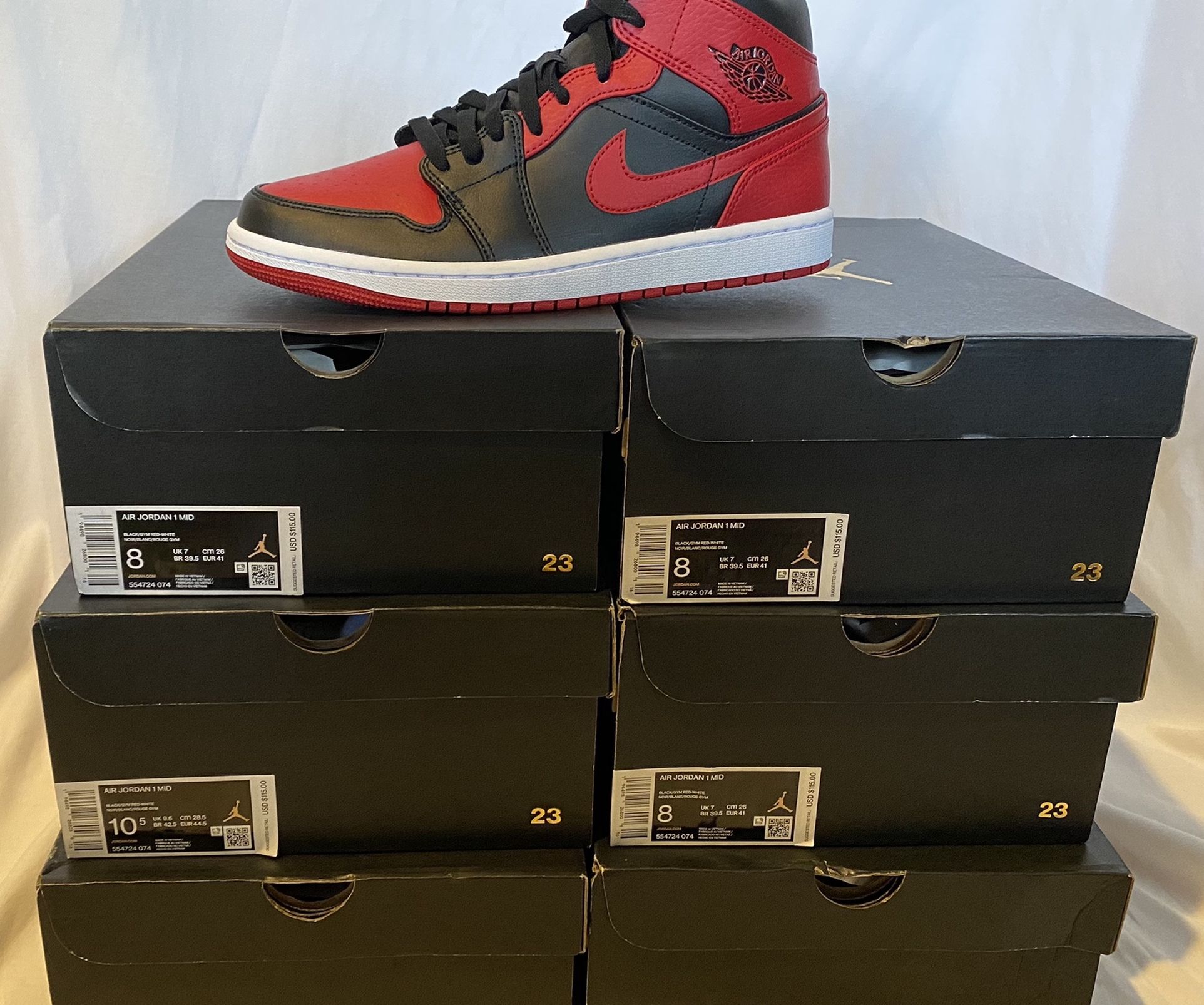 DS Banned Jordan 1 Mids Sizes 3*8, 10, 10.5, 11