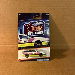 Hot Wheels Volvo 850 Estate (Milwaukie,OR)