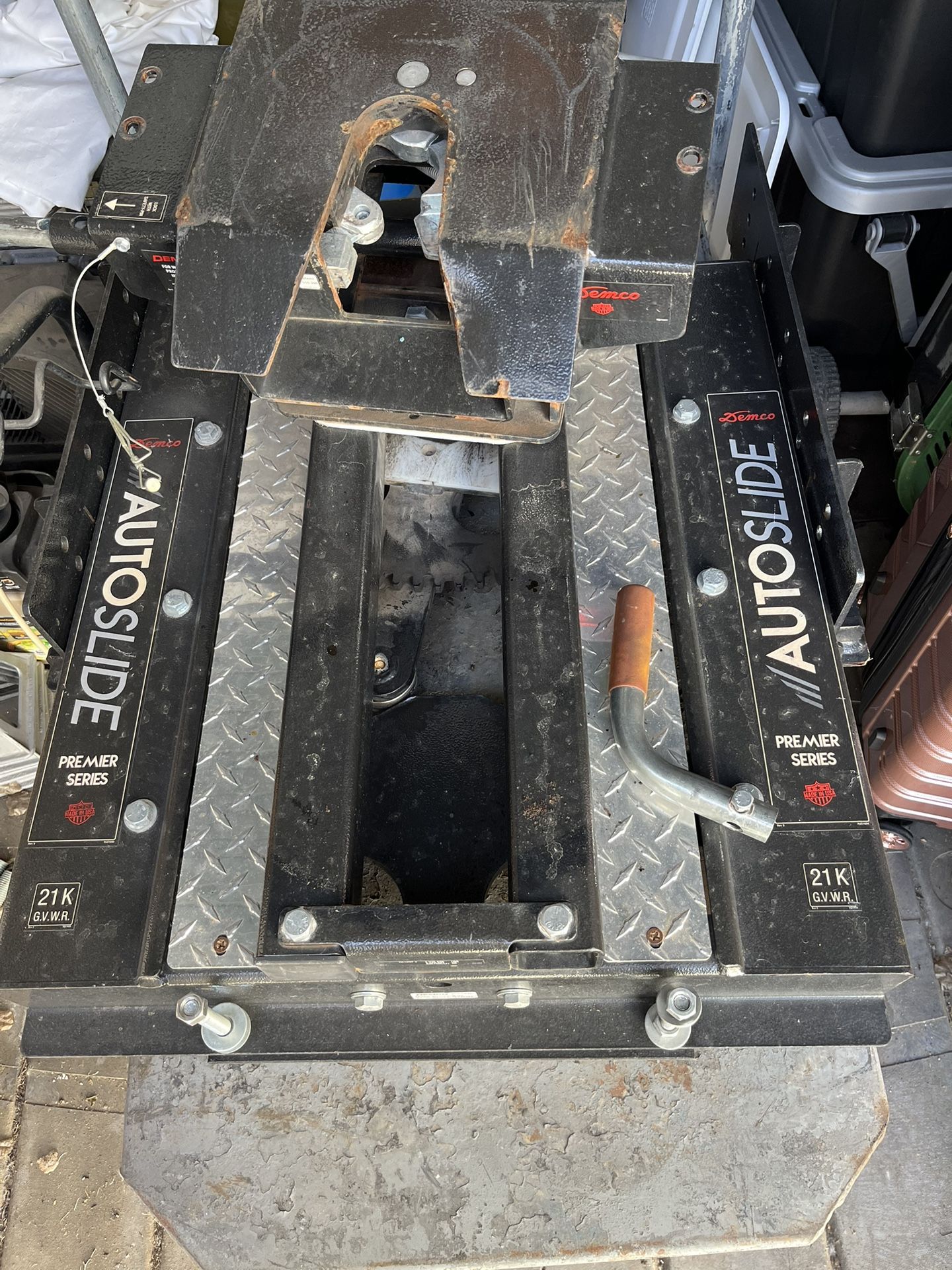 Demco Fifth Wheel Hitch