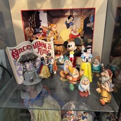 Large Disney Snow White Collection 