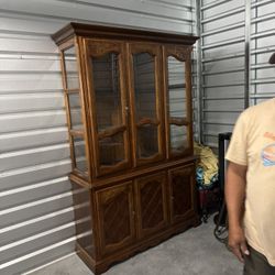 *price Drop* China Cabinet 