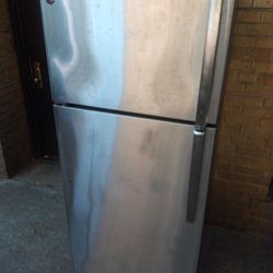 Refrigerator GE SALE 