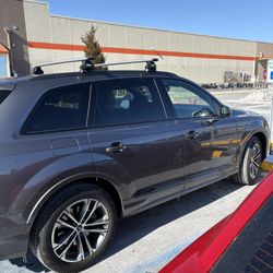 Thule WingBar Evo roof rack system 