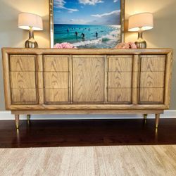 Thomasville 9 Drawer Solid Wood Dresser