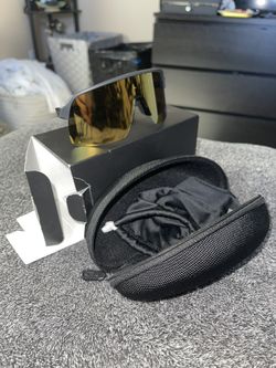 Oakley Sutro lite