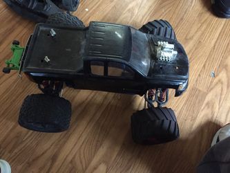 Traxxas T-Max