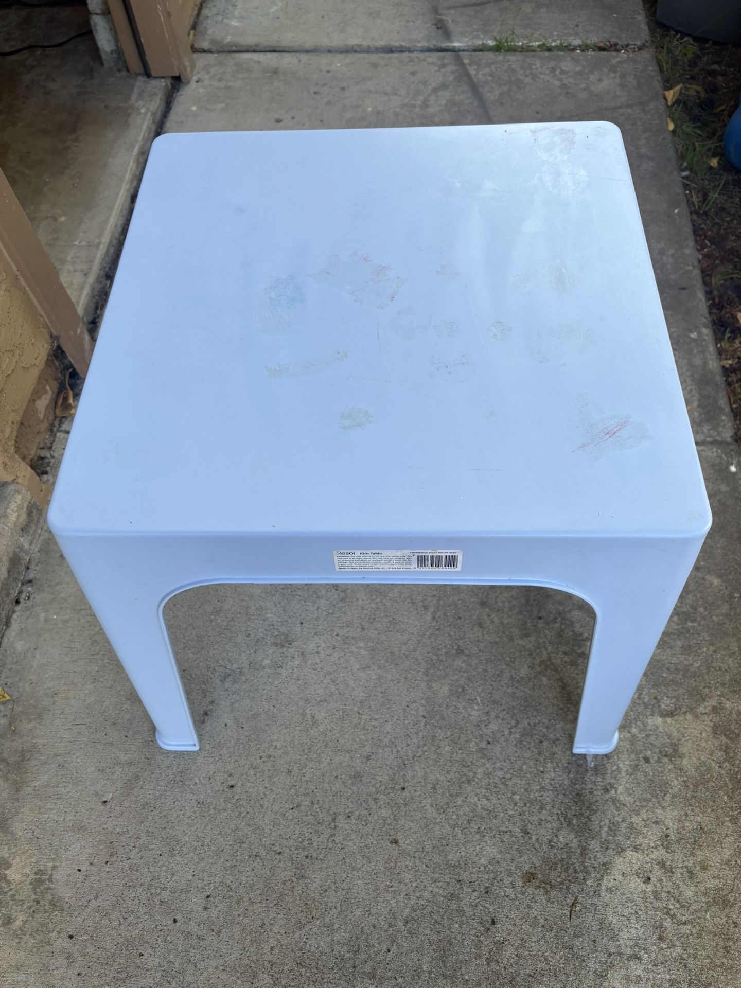 Resol Kids Table/Craft Table