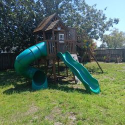 Wooden Kids Playset – Slide & Swings – You Remove FREE