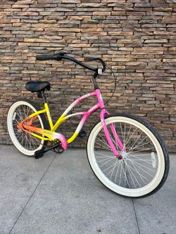 Electra “ Hawaii” 3i  Step Thru 26 inch Beach Cruiser