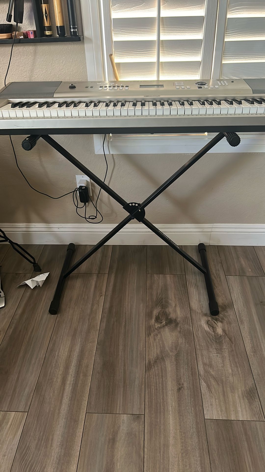 Keyboard Leg