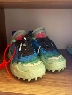 Off white women sneakers