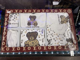 New Born 7 Pieces Outfit 