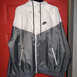 Nike Wind Breaker