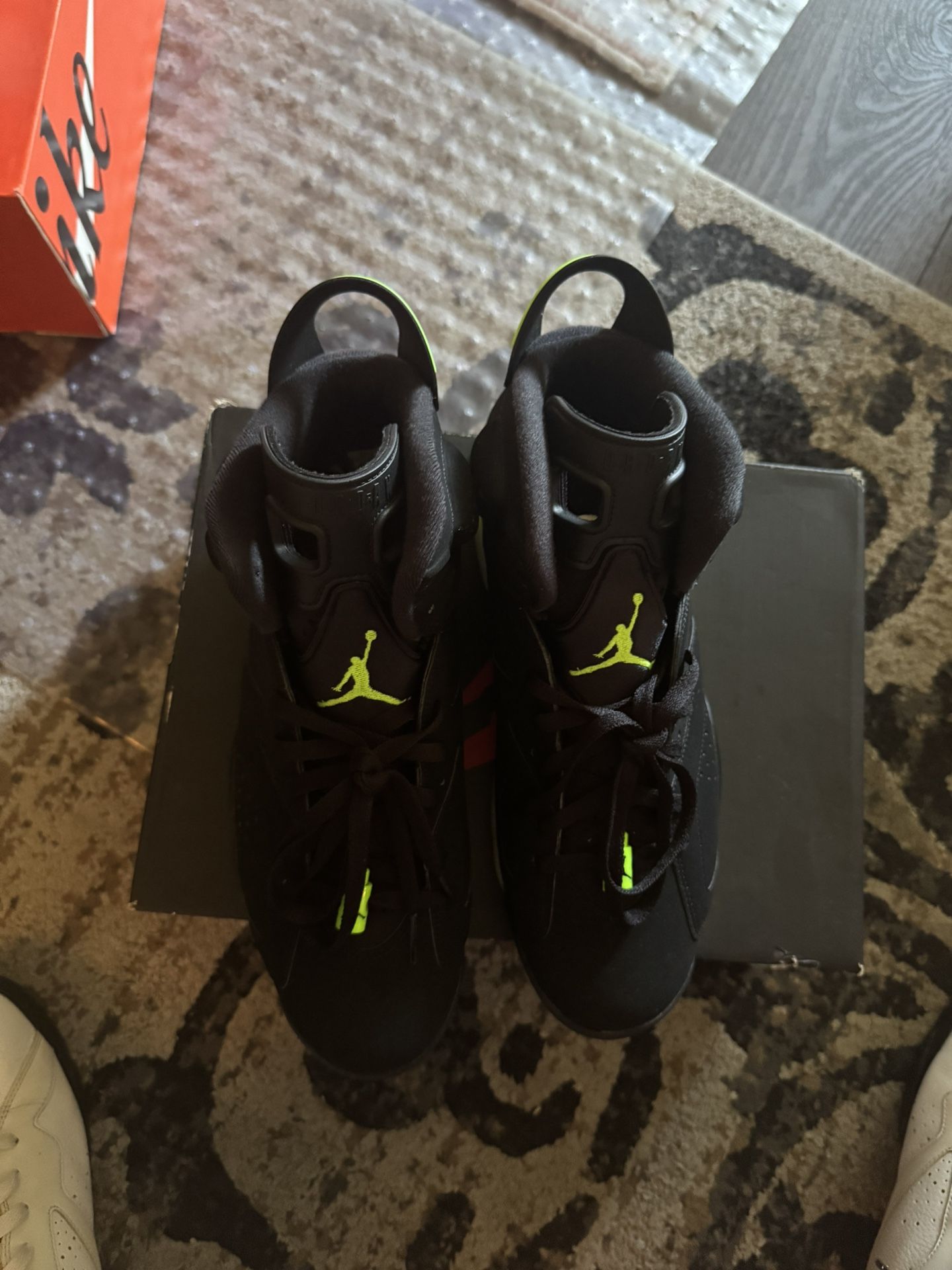 Air Jordan 6 Retro 