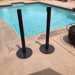 2 Heavy Duty Stanchions For Crowd Control