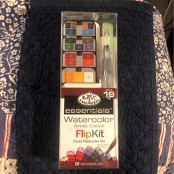 New Essentials Watercolor FlipKit. Travel Painting Set.