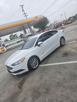 2017 Ford Fusion Hybrid