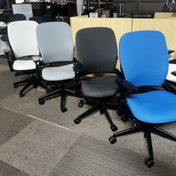 Steelcase V2 Leap Office Chair 