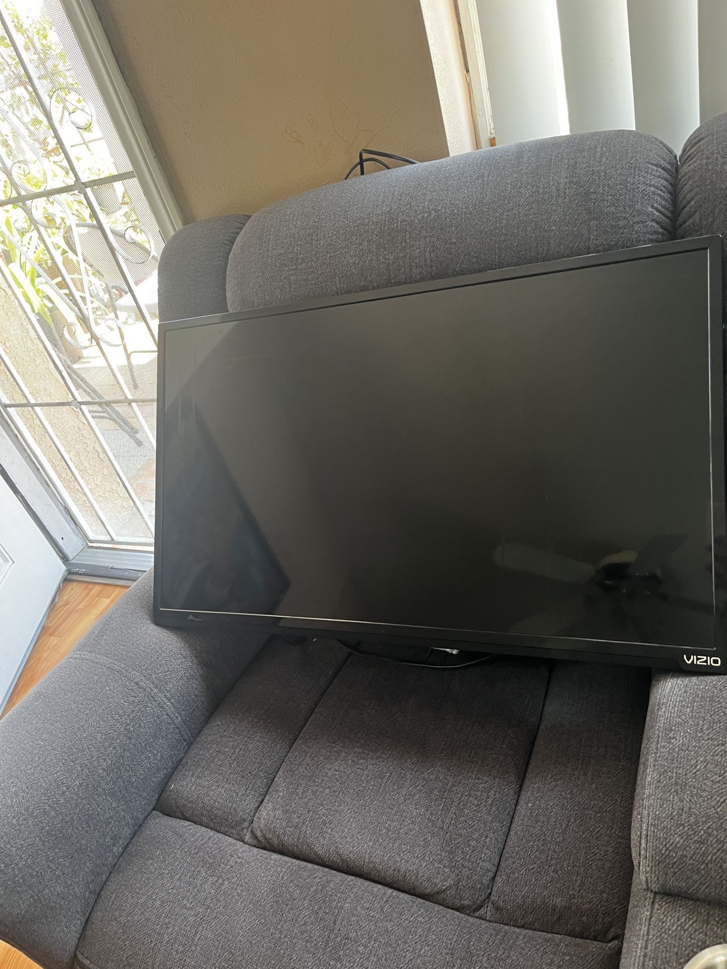 40 Inch Tv