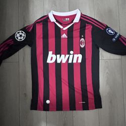 Ronaldinho 2010/11 Home Jersey 