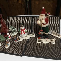 Christmas Villages Accessories 