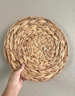 Seagrass Woven Rattan 14” Diameter Charger Place Mat Round Decor Disc