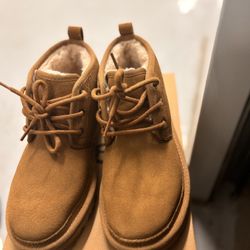 UGG BOOTS