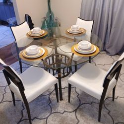 4 "LIKE NEW" Dining Chairs (Table not included)