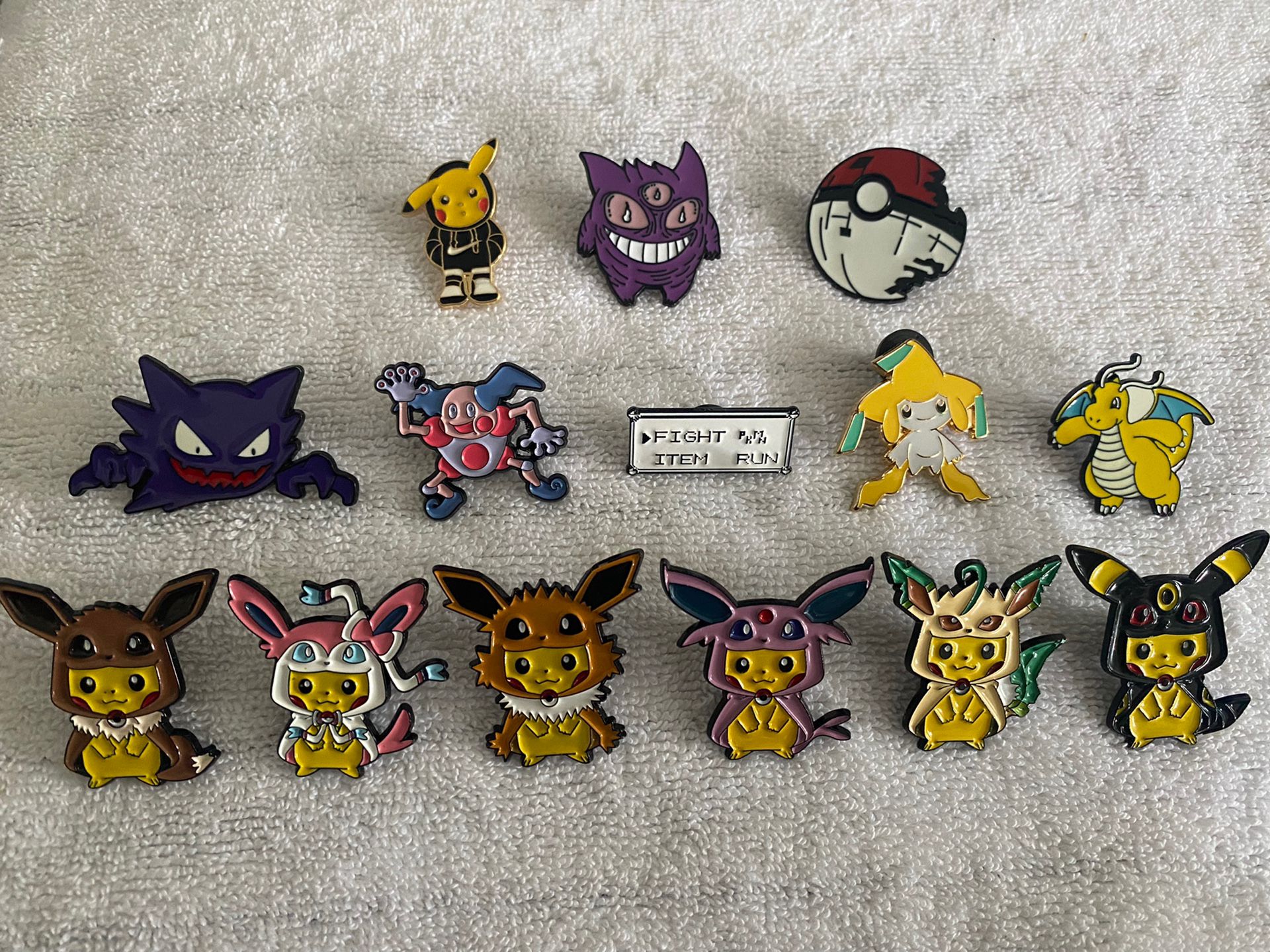 Pokémon Brooch Pin Collection