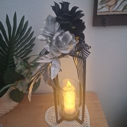 Small Jester/Battery Candle