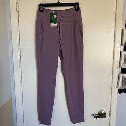 Halara joggers NWT