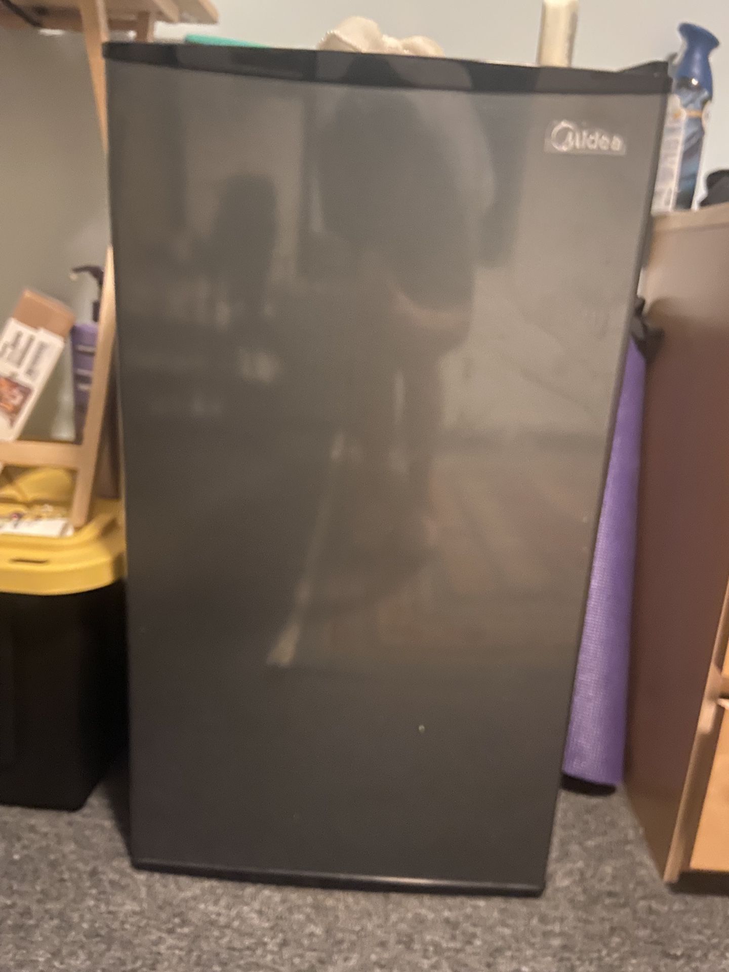 Midea Compact Mini Fridge