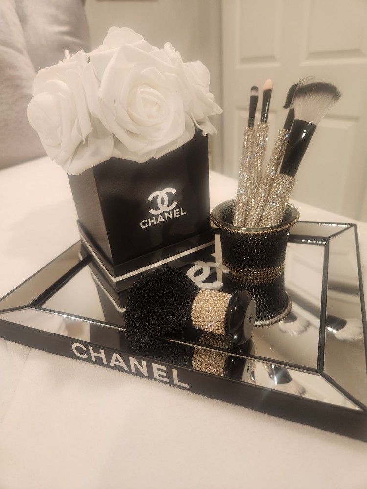 New! Gorgeous Glam Set!