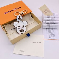 Watchbands, Cardholders, Hats, Airpods, Wallets 