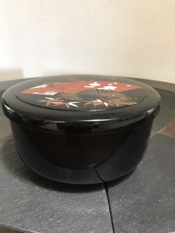 Rice serving bowl