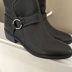 Barefoot Boots Size 9.5