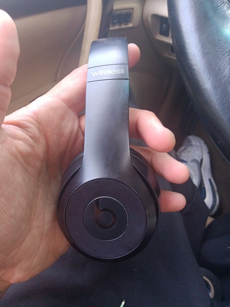 (Beats )Bluetooth Headphones