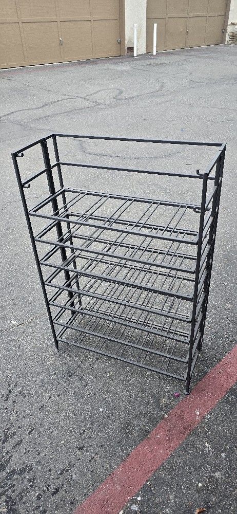 Metal Wine Bottle Rack