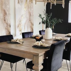 Wooden sideboard Cabinet/Credenza and Extendable Wooden Table with Chairs