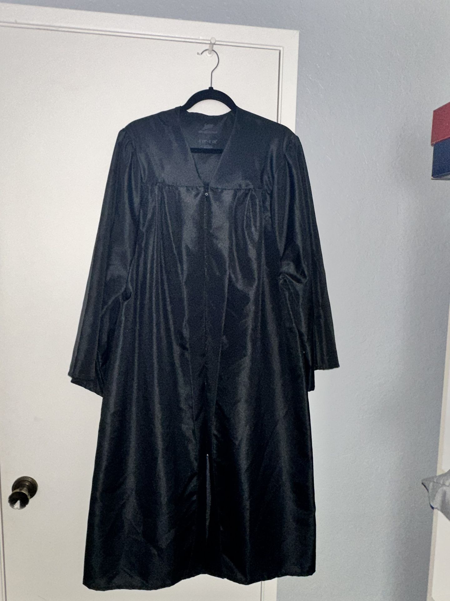 Graduation Gown (CSUSM) 