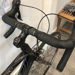 Woman’s Specialized Full Carbon Road Bike Tuned Ready/Ride