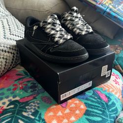 Phantom Travis Scott Jordan 1 Low