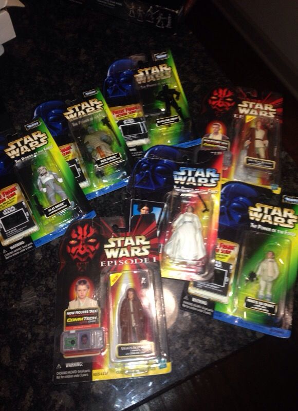 Assorted Star Wars Actions figures